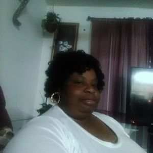 Meet your Posher, Loretta